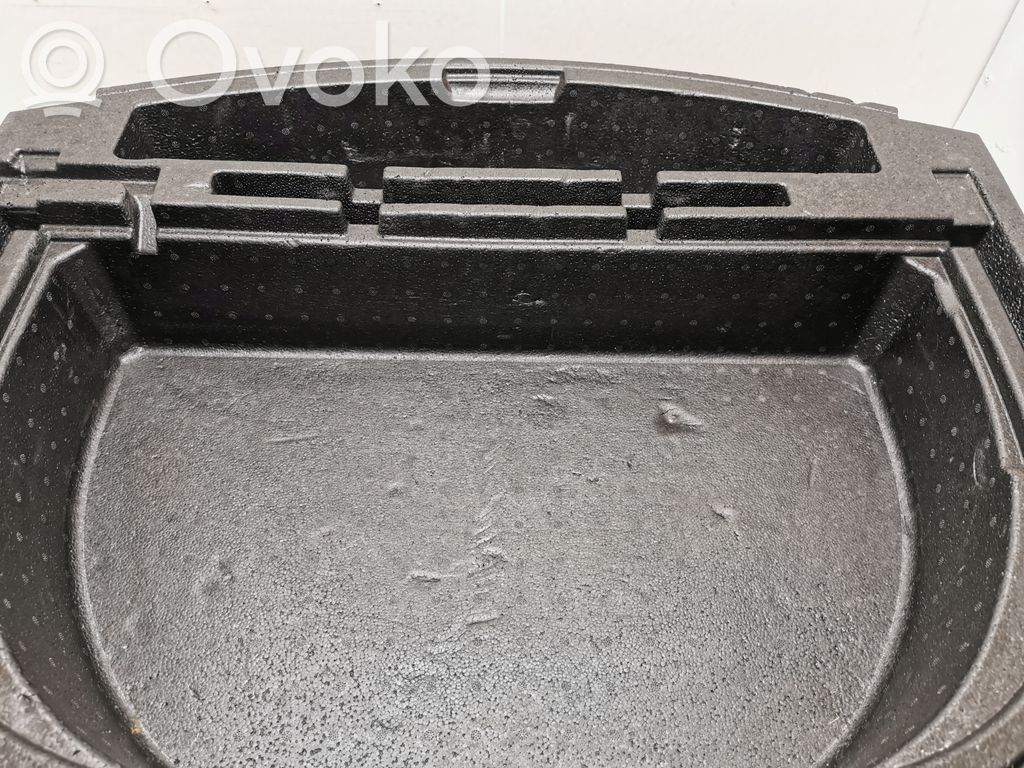 Spare wheel compartment trim