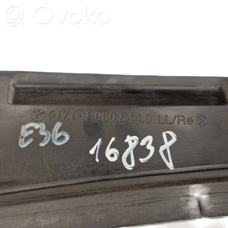 Vējstikla dekoratīvā apdare