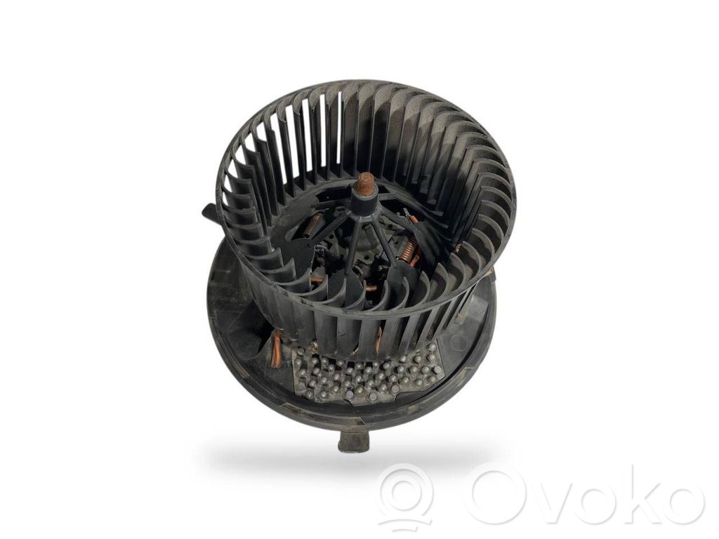 Mazā radiatora ventilators