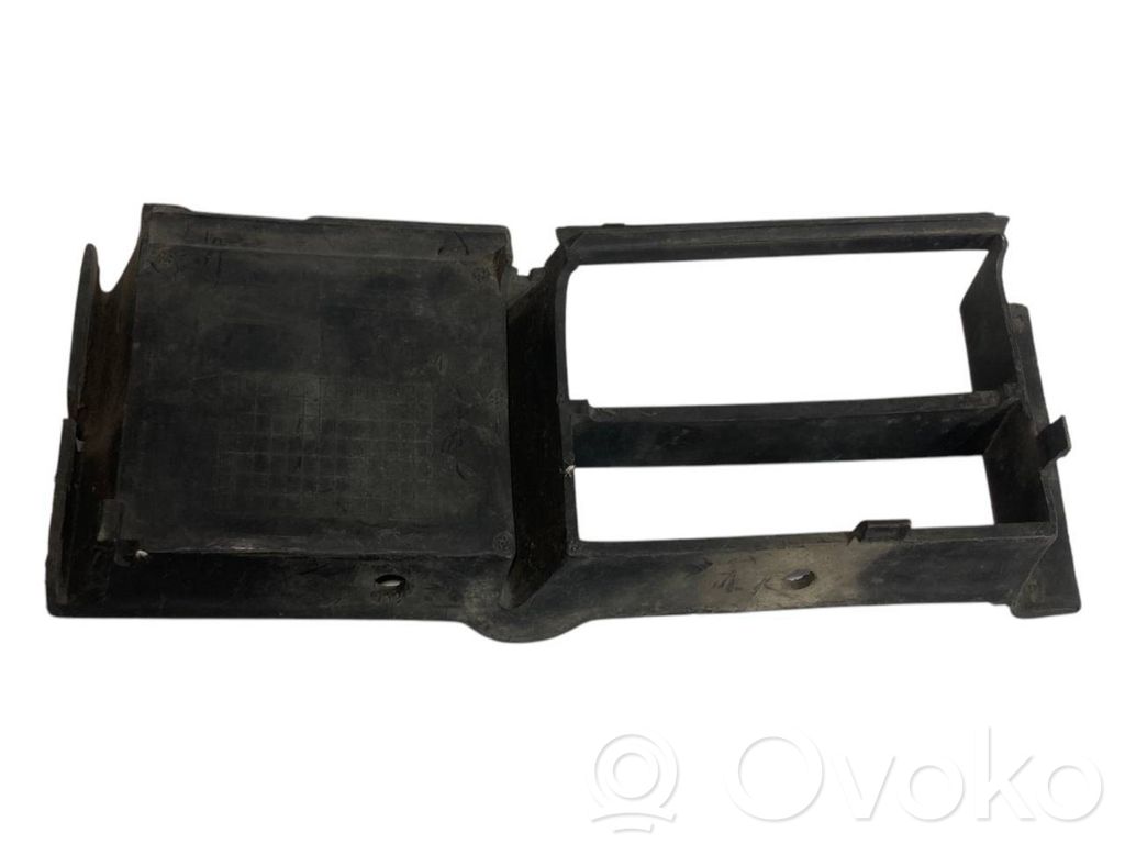 Lower grille (three-piece)