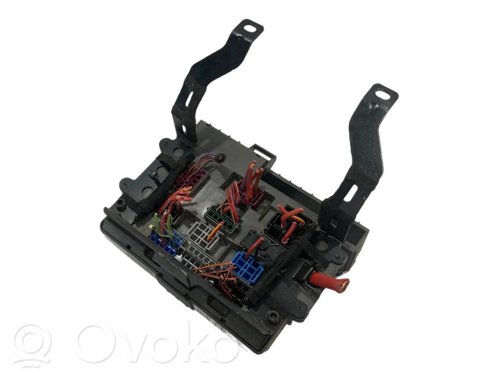 Fuse block