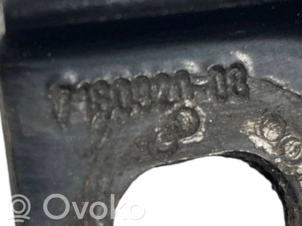 Cita veida dzinēja nodalījuma detaļa