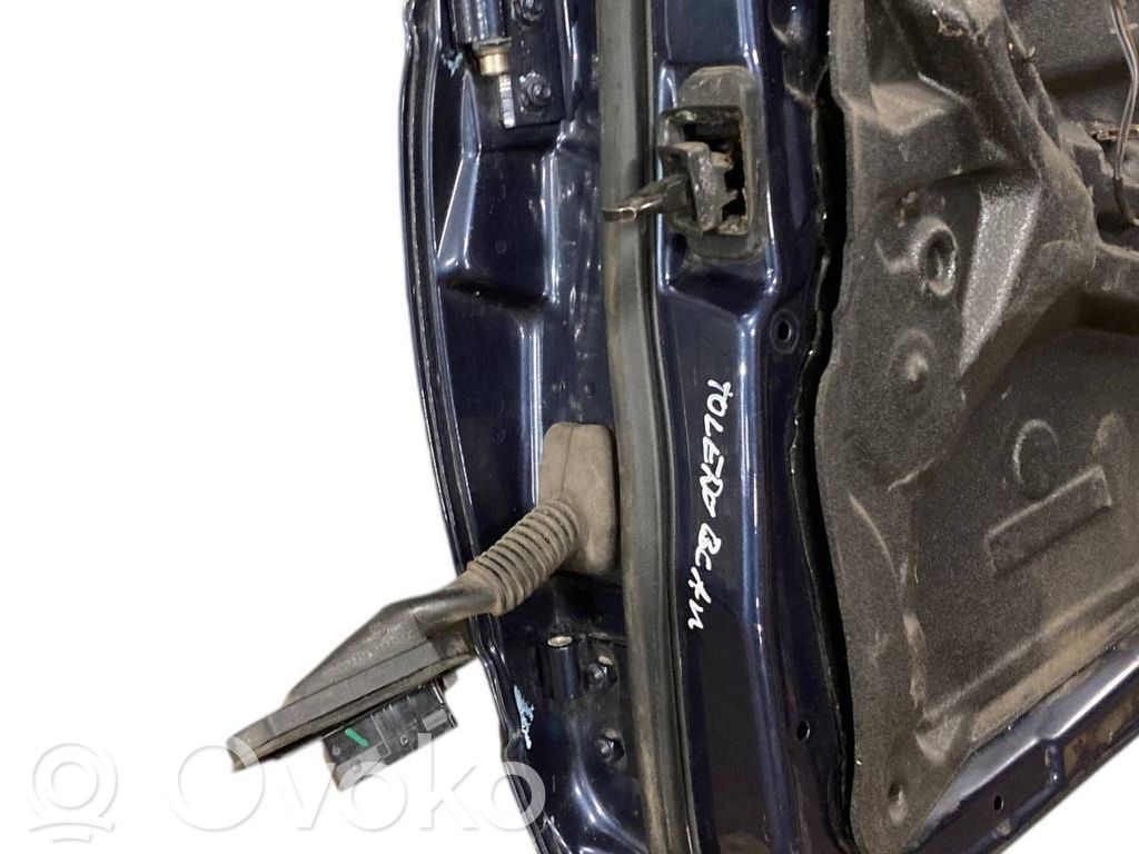 Rear door