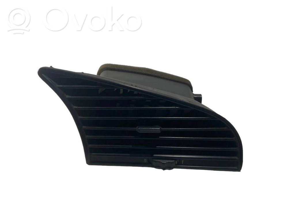 Side air grille