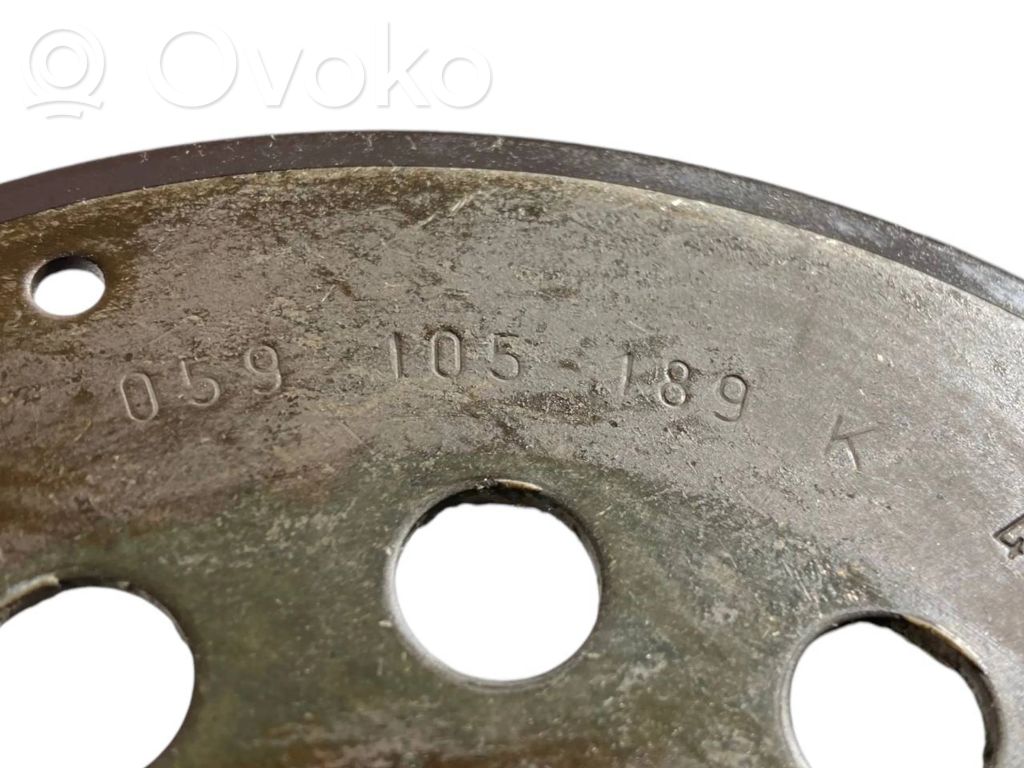 Cita veida dzinēja nodalījuma detaļa