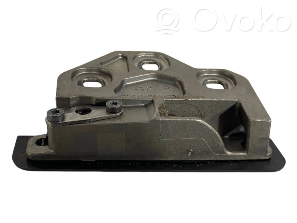 Roof lock