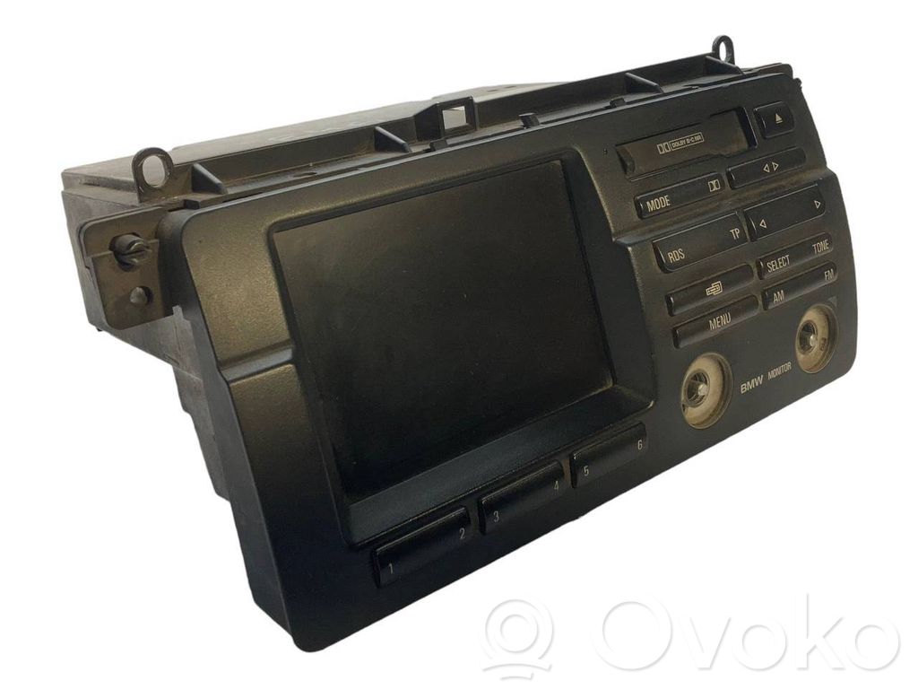 Radio / CD/DVD atskaņotājs / navigācija