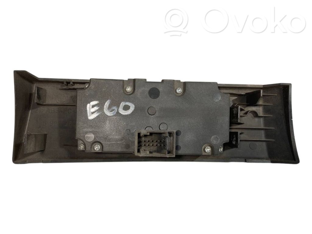 Headlight switch