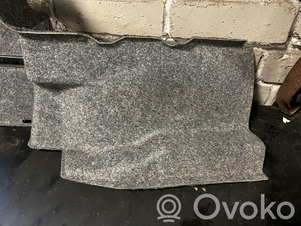 Sānu dekoratīvās apdares panelis