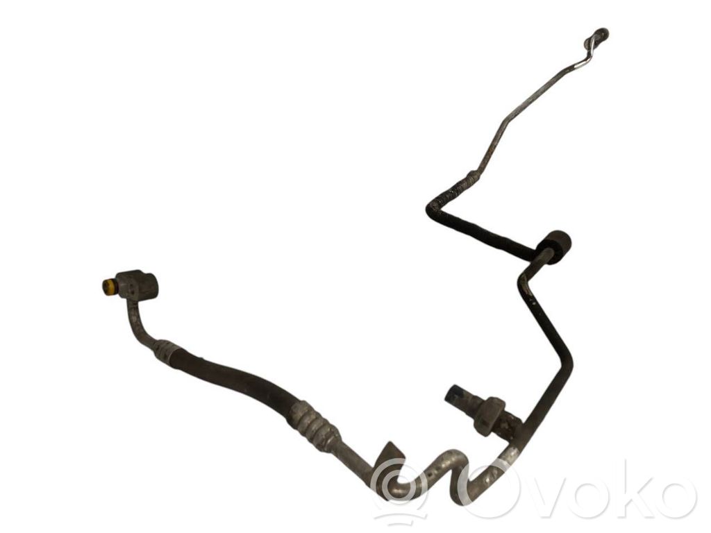 Air conditioner pipe(s) / hose(s)