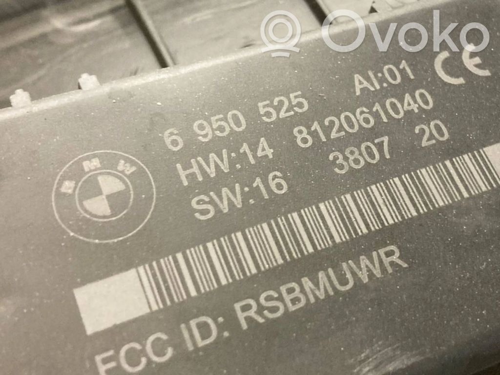 Kupejas aizmugures sānu apdares panelis