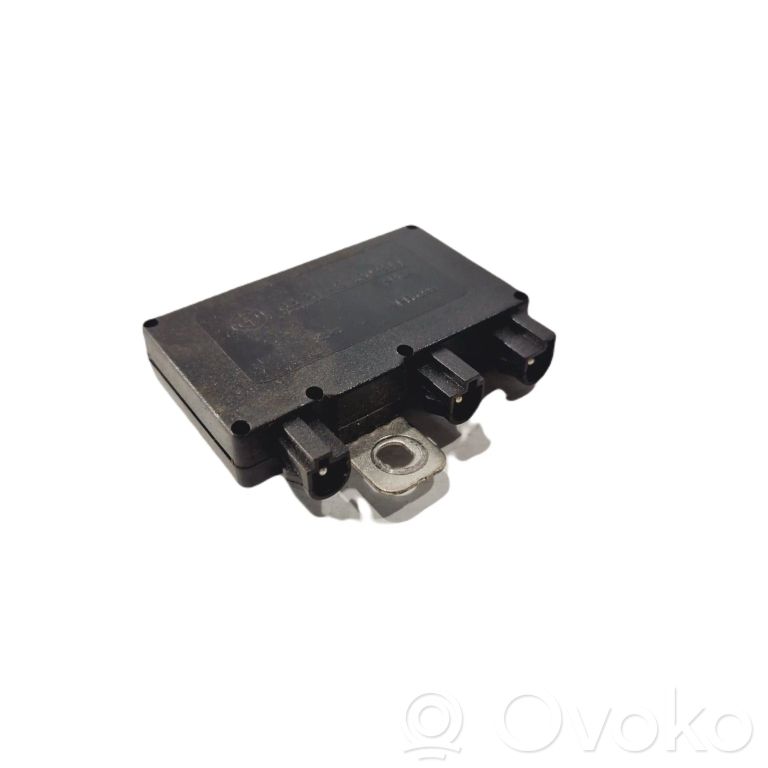 Antenas vadības bloks