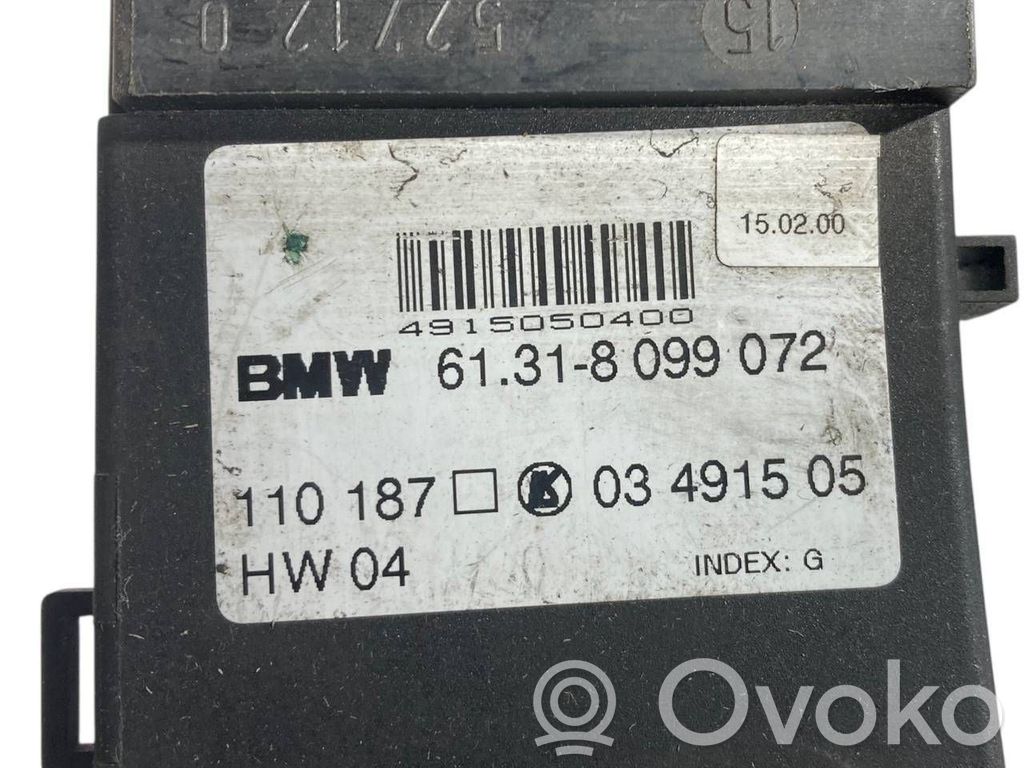 Seat adjustment switch(es)