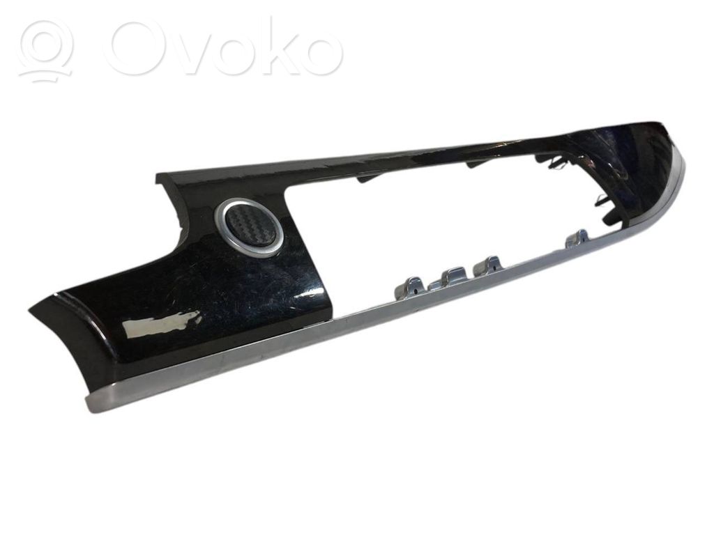 Radio/navigation decorative trim