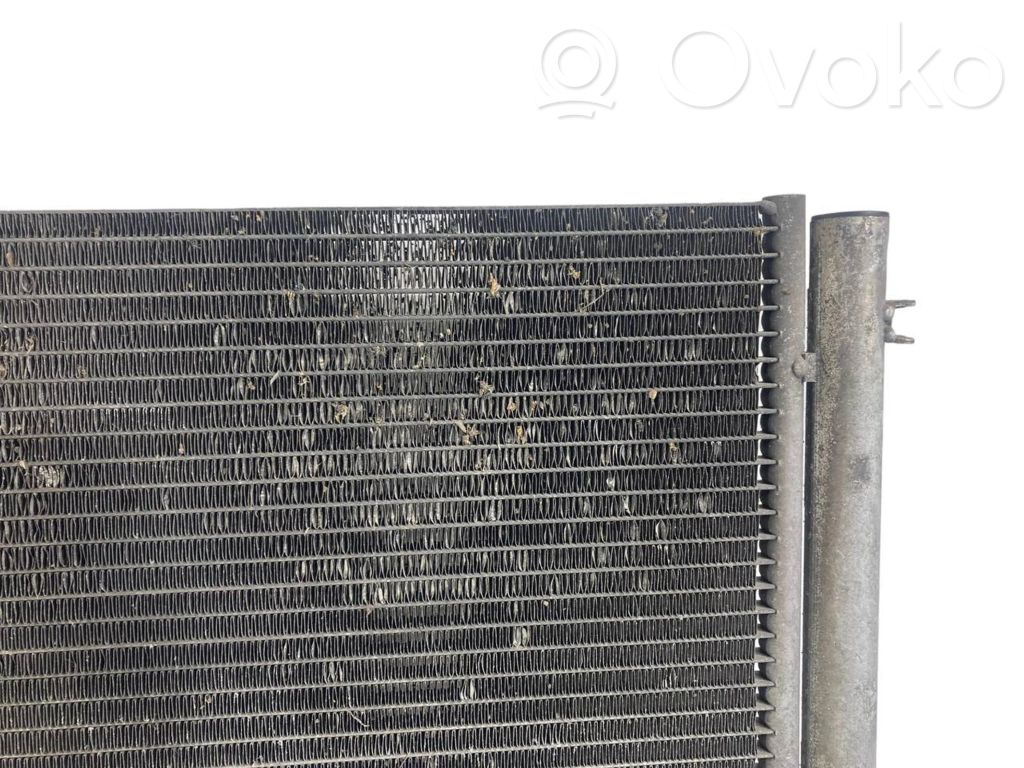 Gaisa kondicioniera dzeses radiators