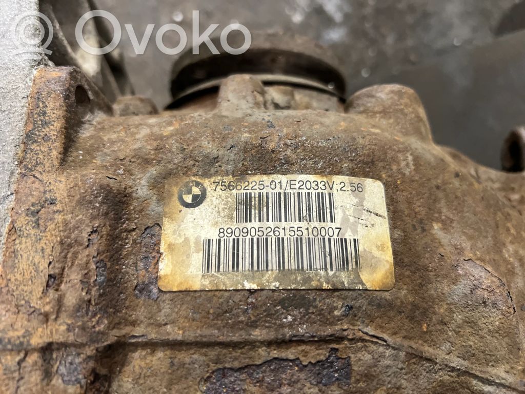 Aizmugurējais reduktors