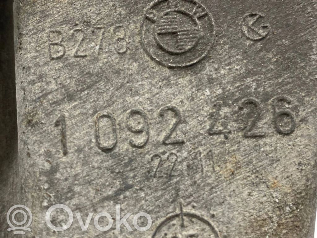 Dzinēja nostiprināšanas stiprinājums-kronšteins