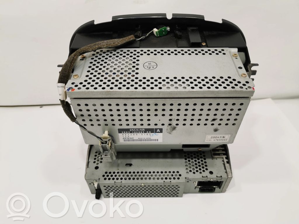 Radio / CD/DVD player / navigation