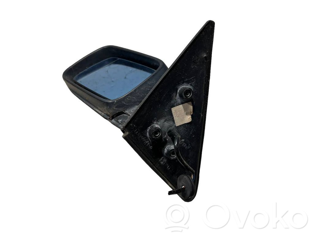 Mirror (electrically controlled)