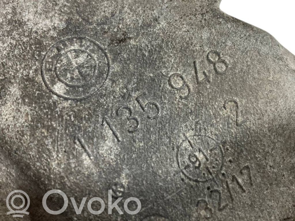 Dzinēja nostiprināšanas stiprinājums-kronšteins