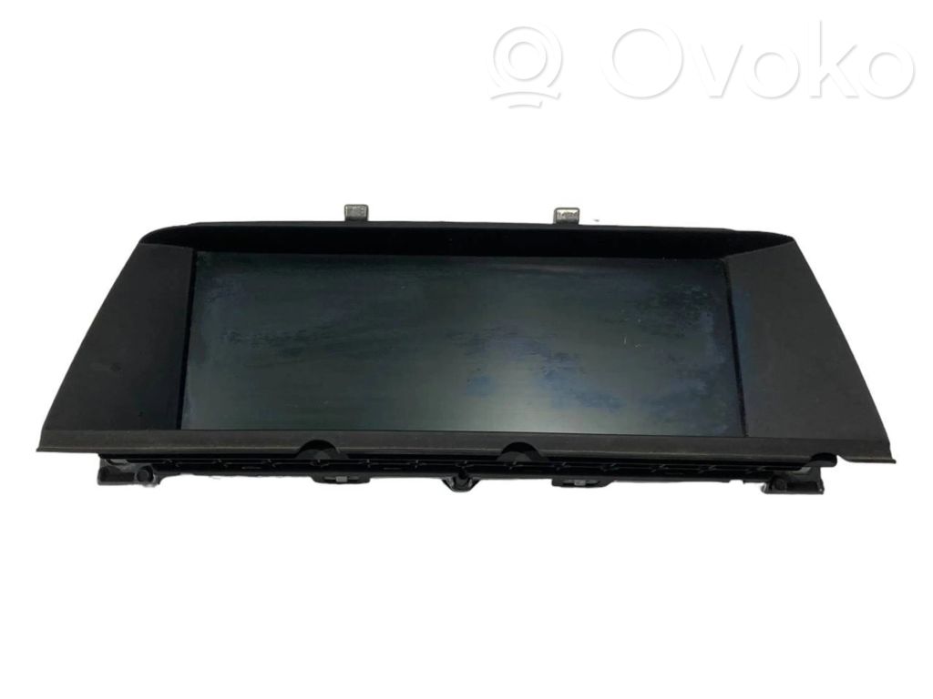 Screen / display / small screen