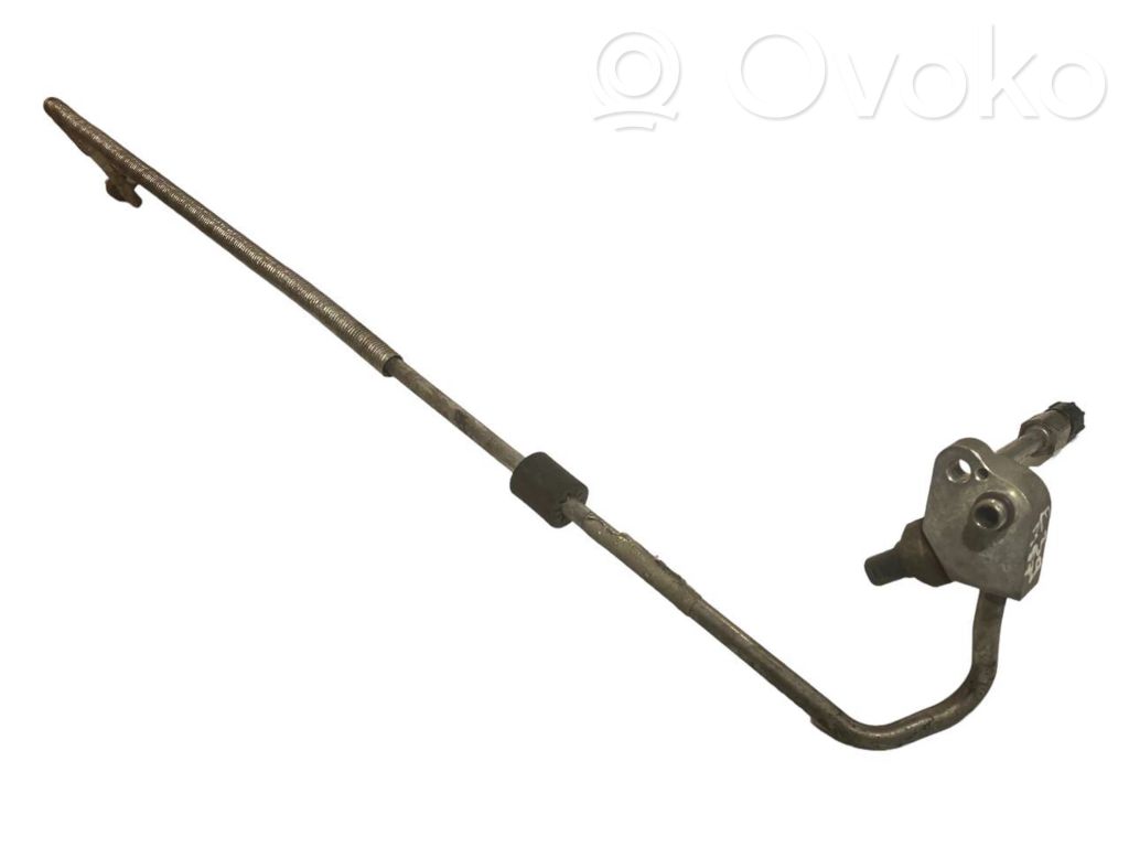 Air conditioner pipe(s) / hose(s)