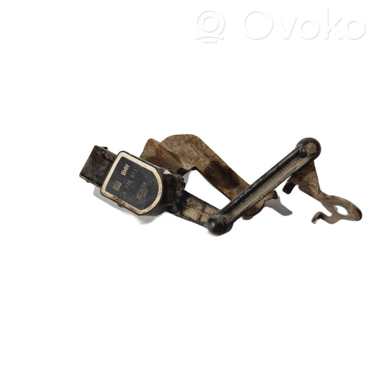 Augstuma sensors (priekšējo lukturu)