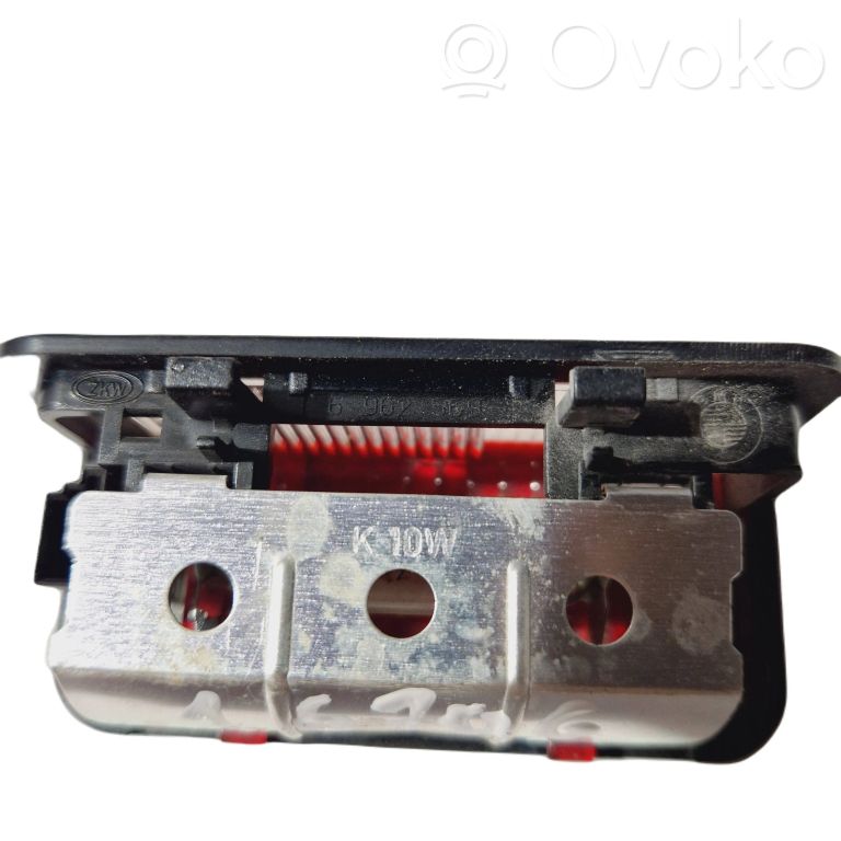 Cita veida salona apgaismojums