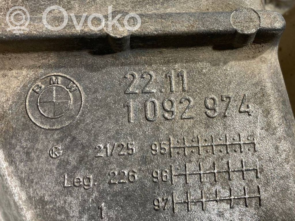 Dzinēja nostiprināšanas stiprinājums-kronšteins
