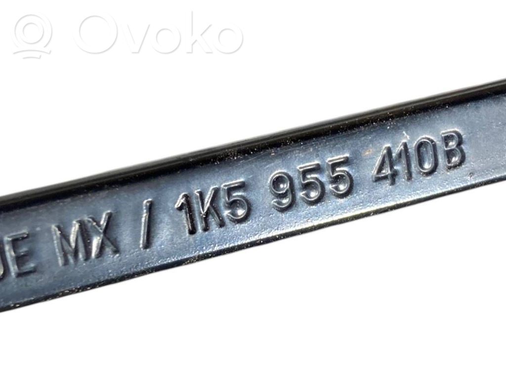 Priekšējā loga tīrītāja kājiņa