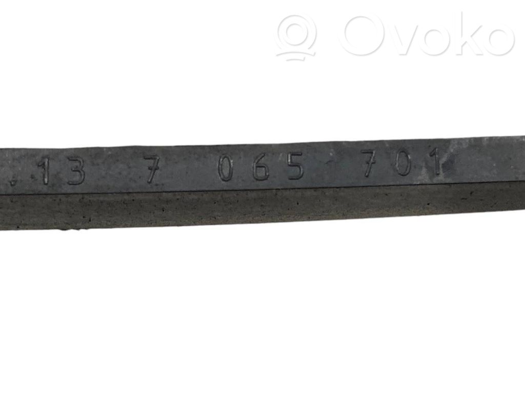 Augšējais režģis