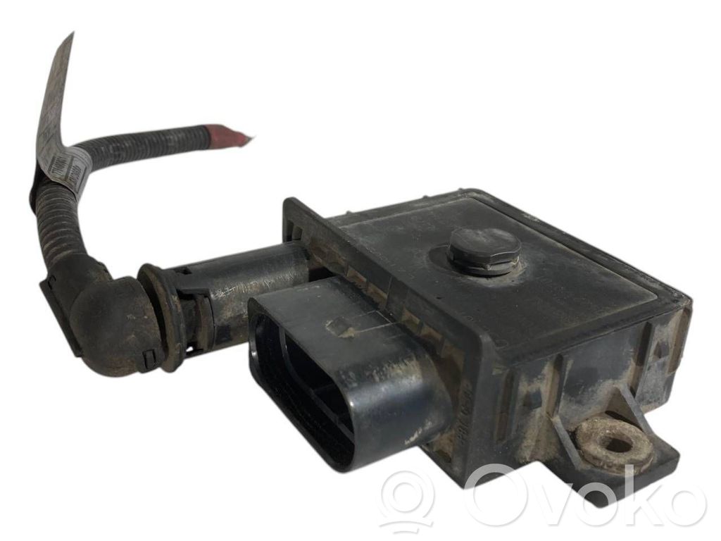 Glow plug relay