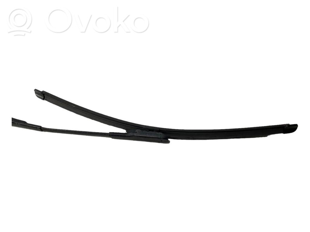 Windshield wiper arm
