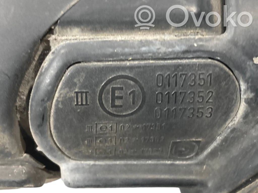 Mirror (electrically controlled)