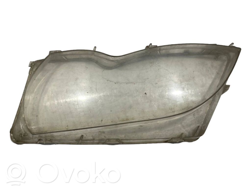 Priekšējā luktura stikls