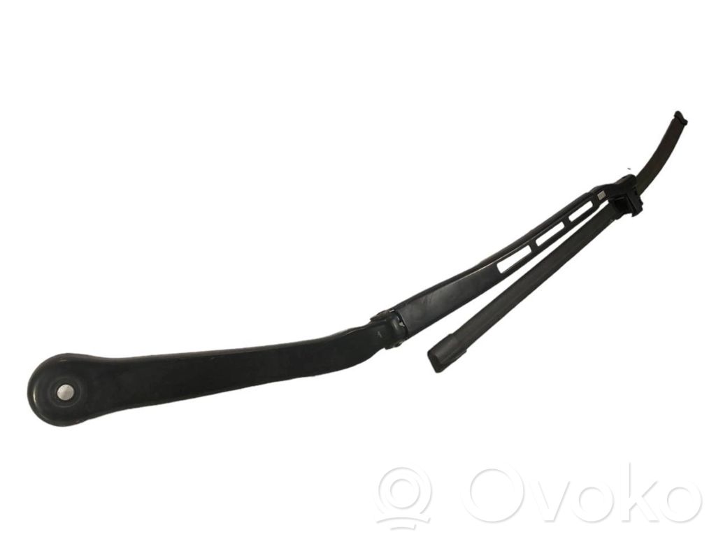 Windshield wiper arm