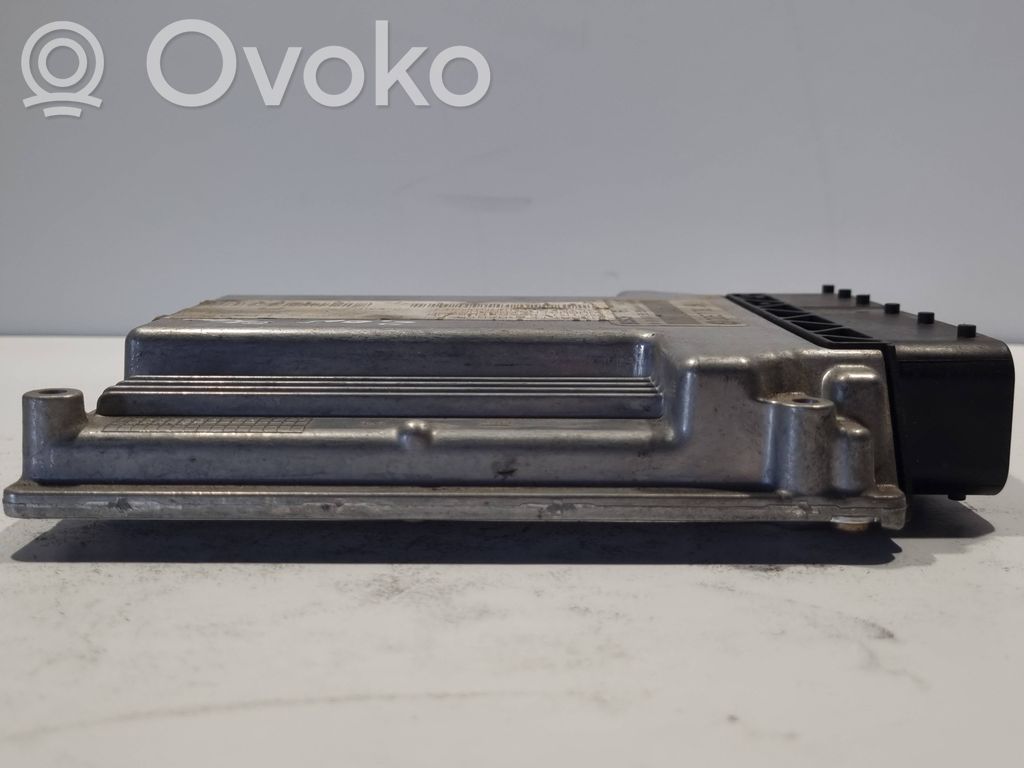 Dzinēja vadības bloks