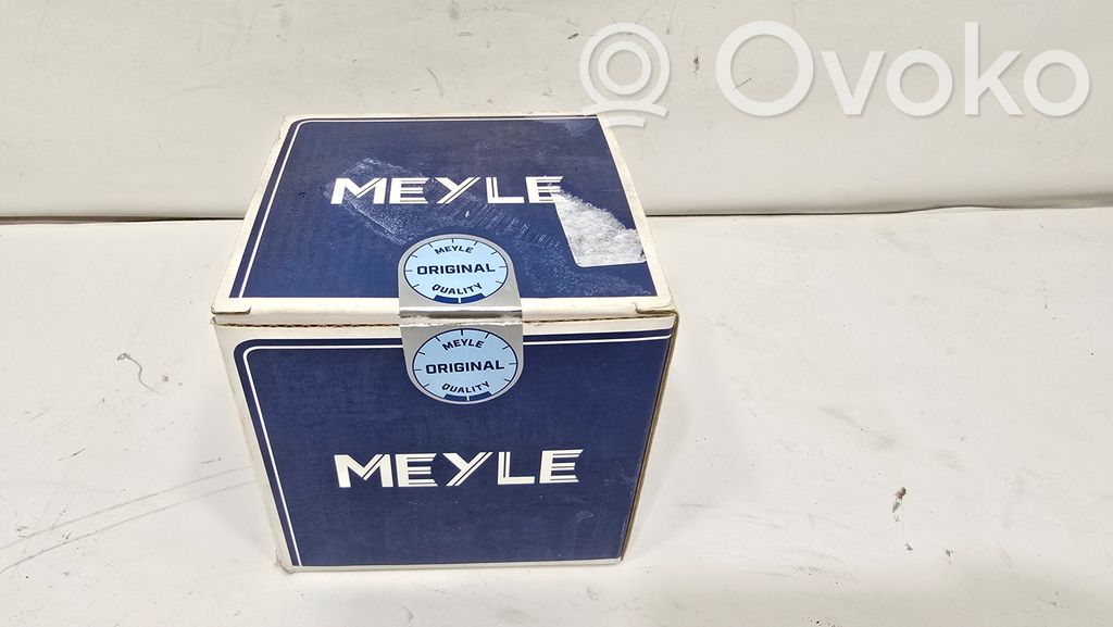 Подушка коробки передач