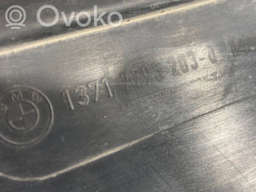 Gaisa filtra kastes vāks