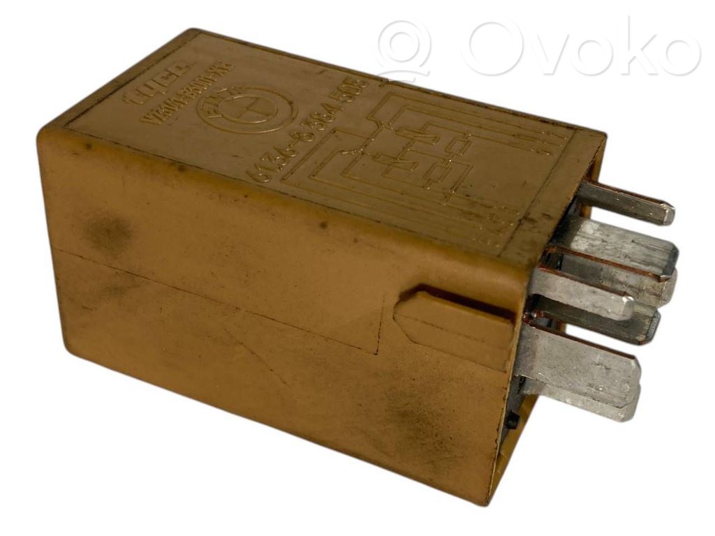 Window wiper relay