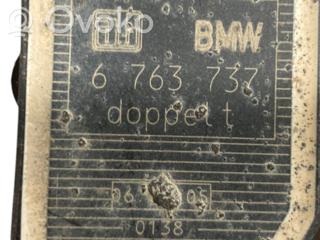 Augstuma sensors (priekšējo lukturu)