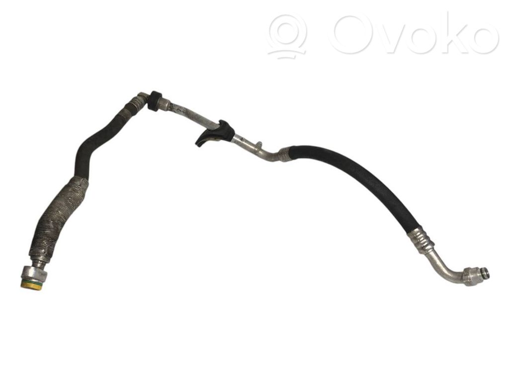 Air conditioner pipe(s) / hose(s)