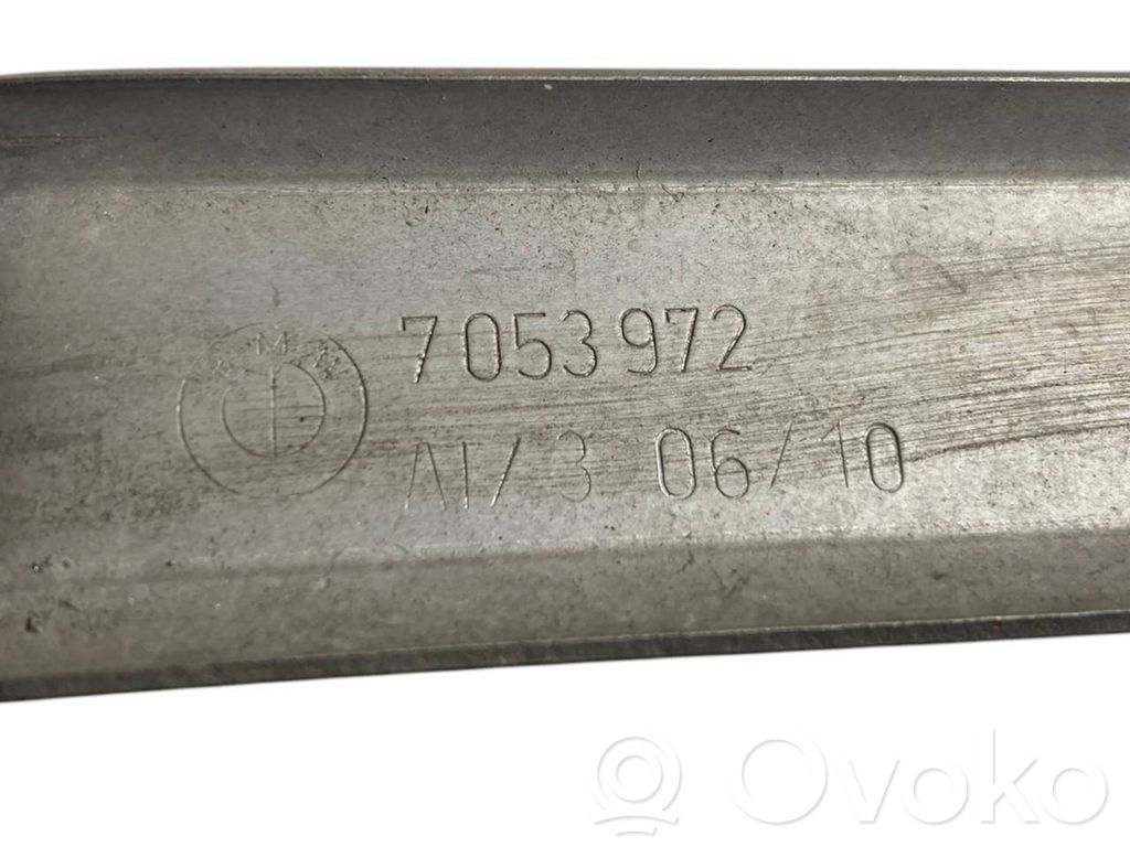 Degvielas tvertnesturētājs (-i)