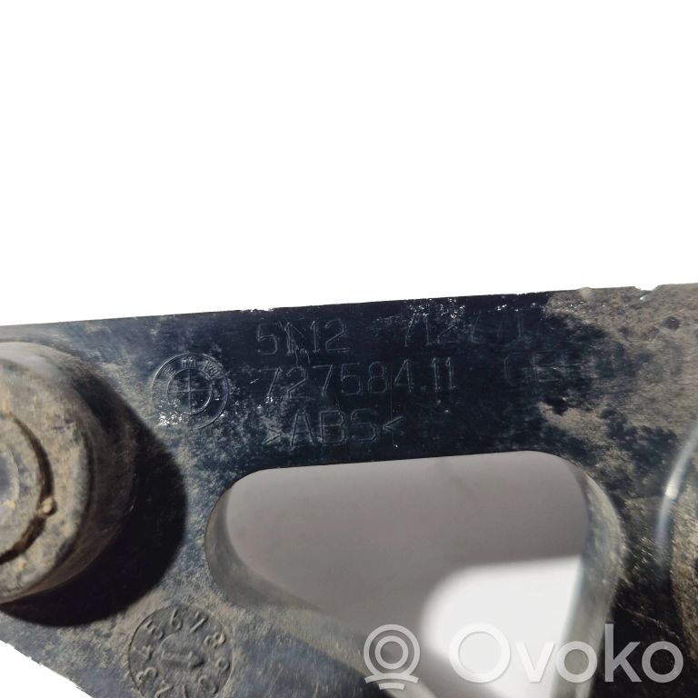 Кронштейн крепления заднего бампера