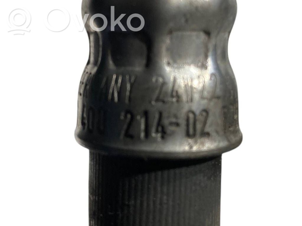 Degvielas caurulīte (-es)