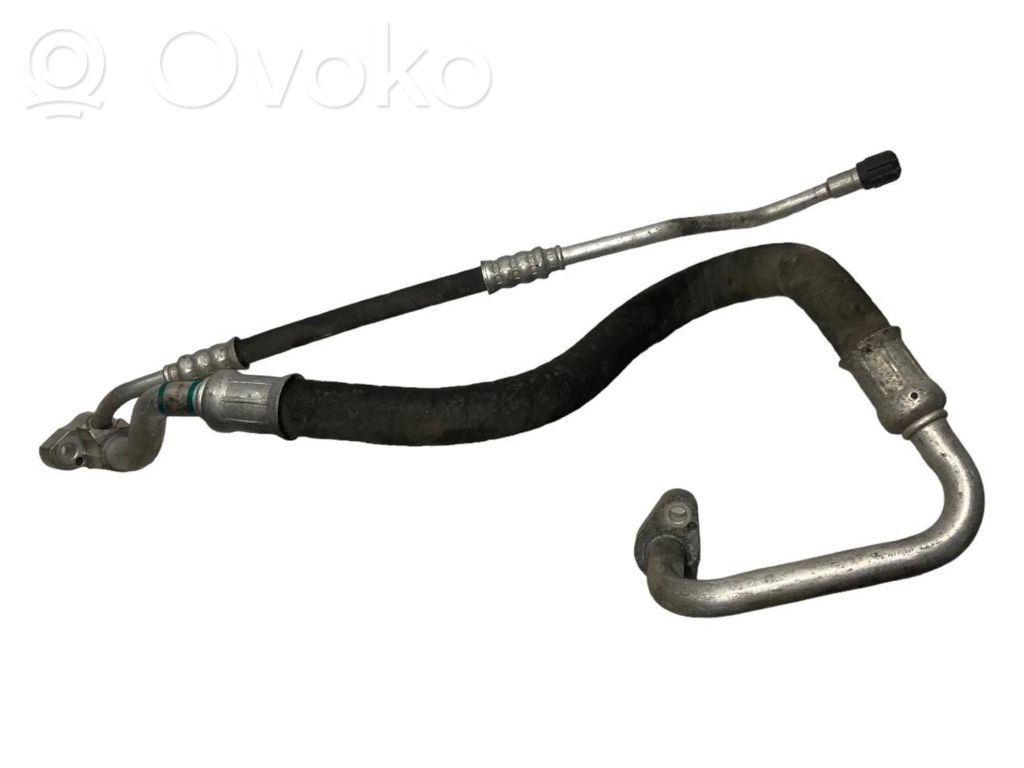 Air conditioner pipe(s) / hose(s)