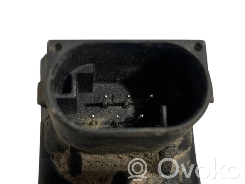 Augstuma sensors (priekšējo lukturu)
