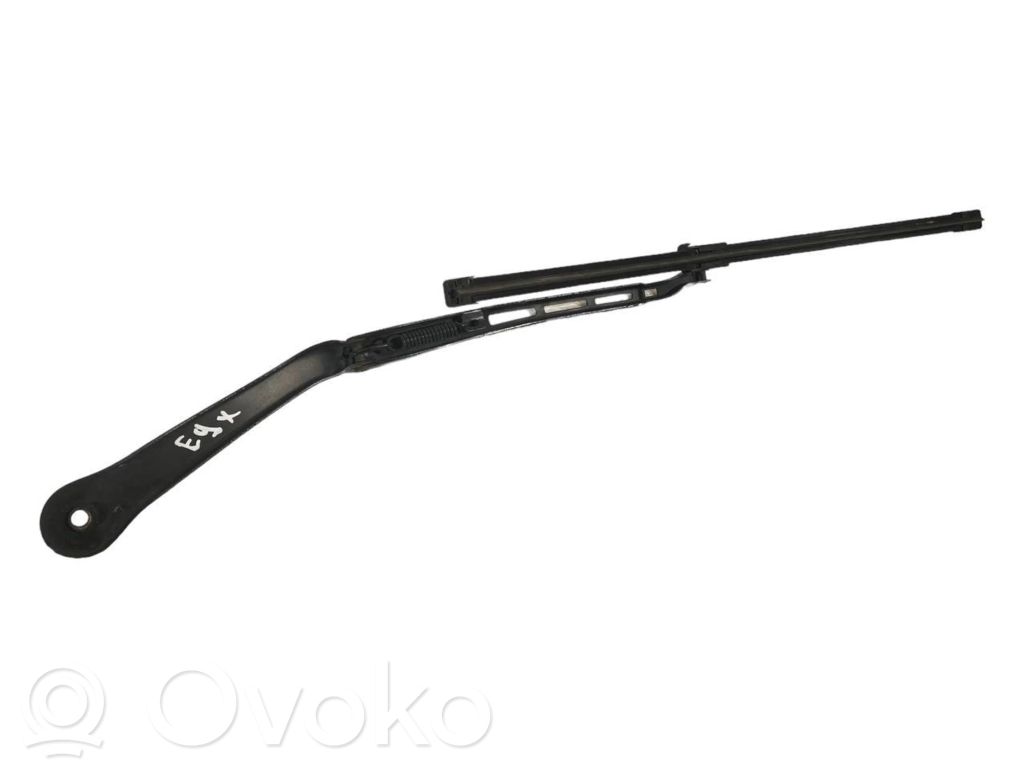 Windshield wiper arm