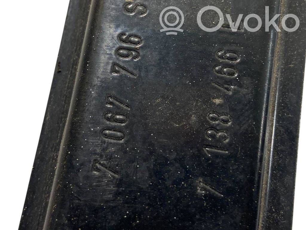 Priekšpusē elektriskā loga pacelšanas mehānisma komplekts