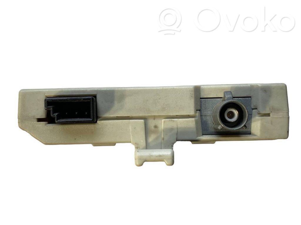 Antenna amplifier